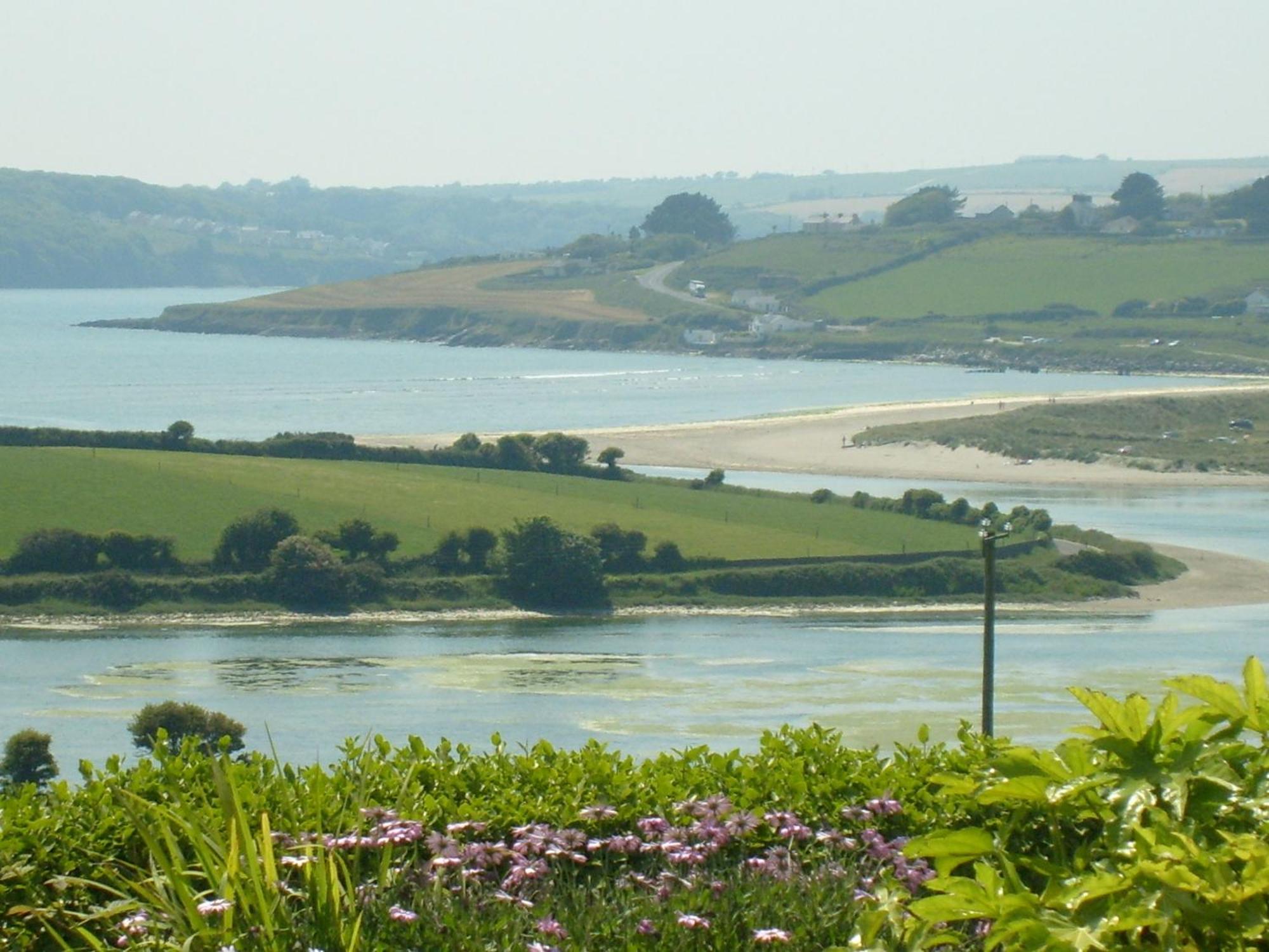 Seafield Farmhouse Kilbrittain Exterior photo